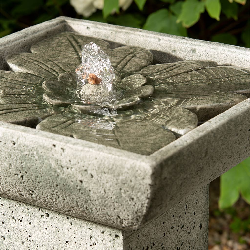 Campania International Andra Fountain